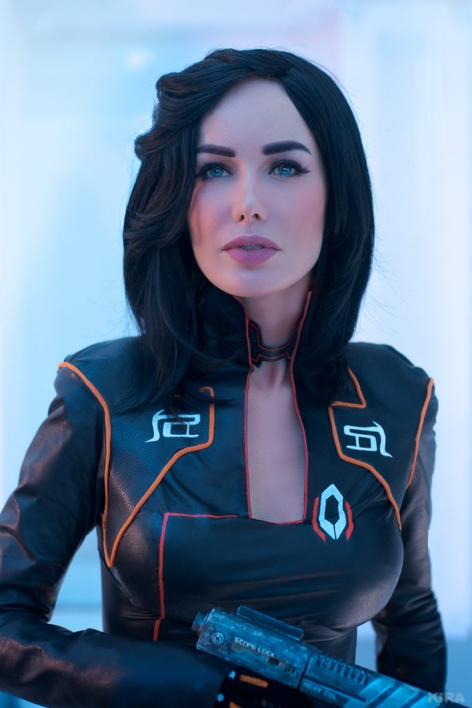 Подборка косплея по Mass Effect